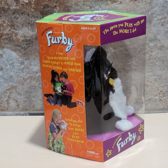 Vintage Black White Furby Tiger Electronic Robotic Toy 1998 - Picture 5 of 11